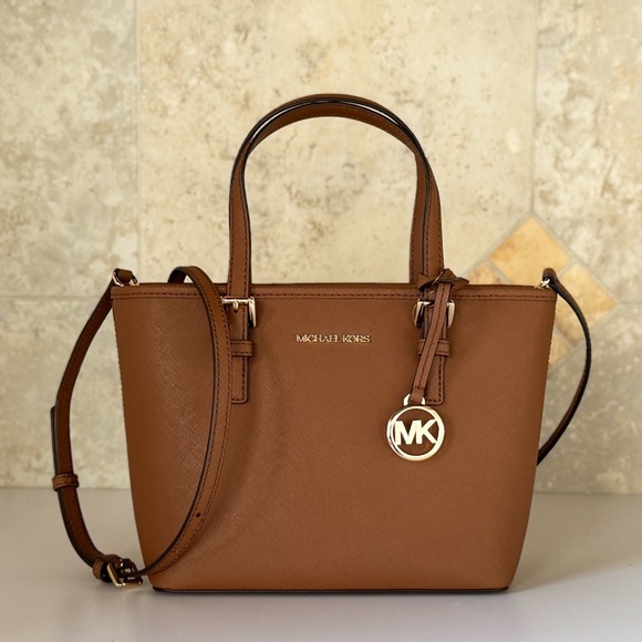 Michael Kors Jet Set Travel XS Carryall Tote Shoulder Bag Luggage - Picture 1 of 15